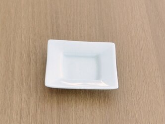 白磁　角豆小皿箸置の画像