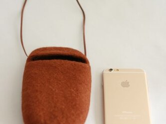 iPhoneポシェット cocoon（栗色）Lサイズの画像