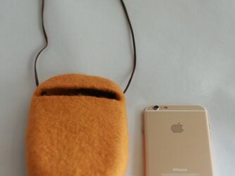 iPhoneポシェット cocoon（バタースコッチ）Lサイズの画像