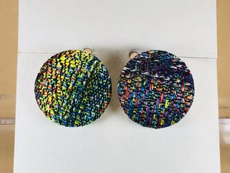 イヤリング｜ジャガードのくるみボタン【光と影】の画像