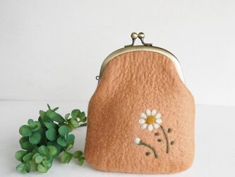 小花柄のフェルトがま口　アプリコット色＊受注制作＊の画像