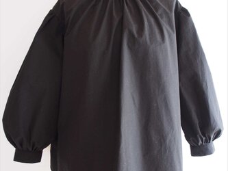 Iris -black blouse-の画像