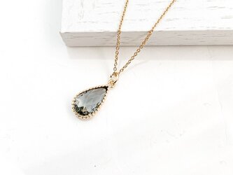 Cut Frame Glass necklace (charcoal gray)の画像