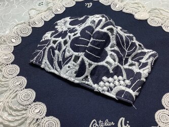 立体マスク　綿デニム大柄刺繍　手作りエレガンス　プレタ　の画像