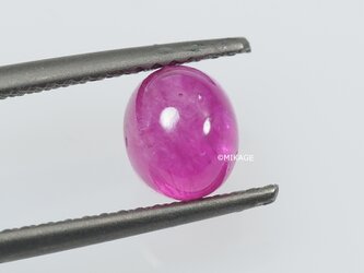 天然石ルビーのルースストーン (Ruby Loose Stone)の画像