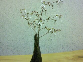 拭き漆ねじれ一輪挿しの画像
