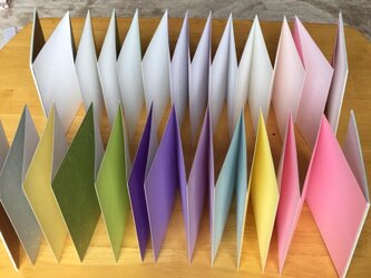 アコーデイオン式ノート　Ａ6判　12色片面の画像