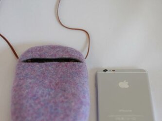 iPhoneポシェット cocoon（限定色・ラベンダー）Lサイズの画像