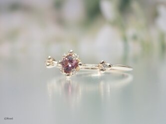 ブルーム リング ピンクバイオレットサファイア（Bloom Ring)の画像