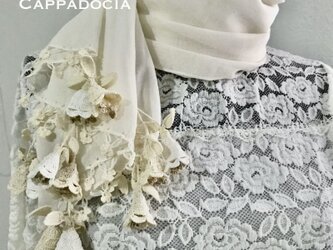 立体刺繍の花付き　コットンストール　ホワイト＆クリームの画像