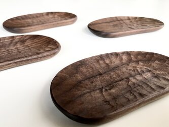 ブラックウォルナットの豆の豆皿の画像