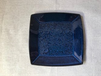 NO.24角皿（渦巻き柄）青の画像