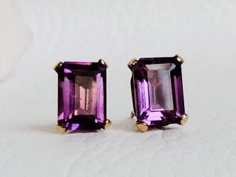 アメシストのひと粒スタッドピアス＊ステップカット（2月の誕生石）