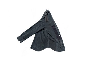 ブラック(黒)シルクシャツ、ノーカラー、ロウエッジ、パッチワーク、ハギレリメイク MOMOZONO originalの画像