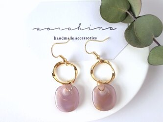 ⭐"凛とした印象に…"　ゆらゆら　パープル×ゴールド　大人キレイめピアス／イヤリングcの画像