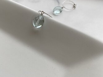フローライトオーバルカットイヤリング（ノンホールピアス）の画像
