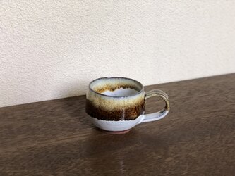 white & brown デミタスカップの画像