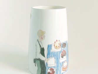 イギリス作家の手描き花瓶「バラ・マーケットのベーカリー」の画像
