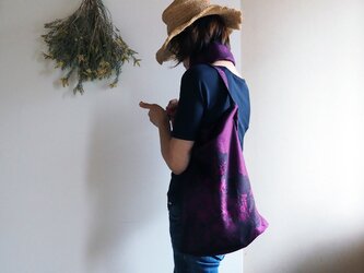 【選べる2サイズ】大きすぎないおしゃれなエコバッグ 紺×ピンクワインの着物コートからの画像