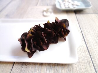 バレッタ ■ 紫陽花の花びら ■ チョコレートブラウンの画像