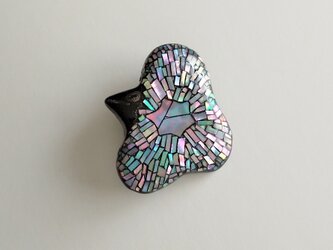 漆ブローチ「raden bird」の画像
