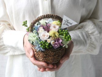Flower basket (S) Antique white roseの画像