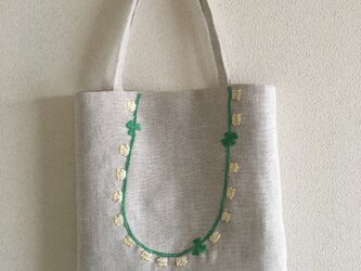 おさんぽバッグ　白詰草の首飾り（受注販売）の画像