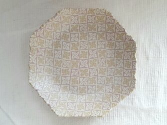 花菱文　八角縁波皿　ピンク　マット釉薬の画像