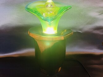 お花のガラスランプ「ひらり碧～咲台」　LED電球の画像