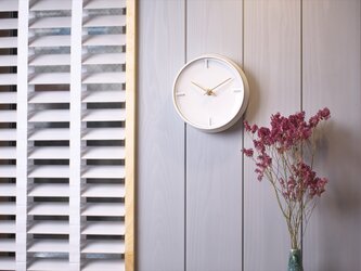 陶器の壁掛け時計　GLAZED CLOCK　乳白釉の画像