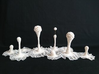 11.手編みの立体オブジェの画像