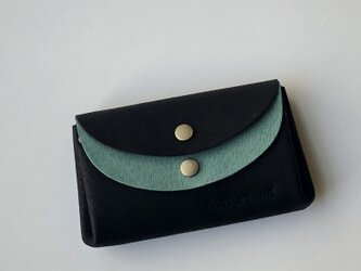 ピッグスキンの小さなお財布　黒×ターコイズグリーンの画像