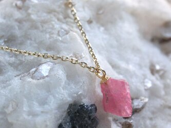 Rough Rock Pink Spinel Necklace w/ K10YG ピンクスピネルの原石ネックレスの画像