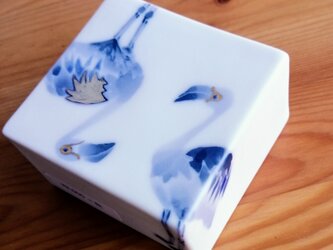 ピンクじゃないけど、フラミンゴ小引き出しの画像