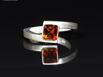 One and Only SQUARE Citrine：唯一な四角シトリン銀９２５リングの画像