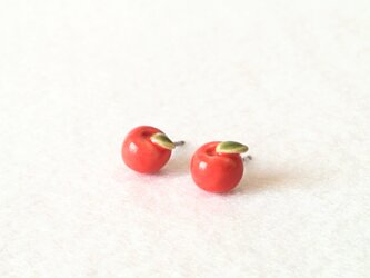 とうきの小ピアス(小りんご)の画像