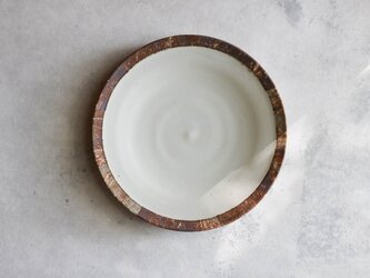 伊豆土リムの八寸皿（白釉）の画像