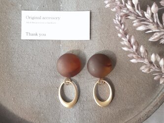 ⭐"レトロを取り入れて…"　ブラウン×ゴールド　大人ピアス／イヤリングdの画像