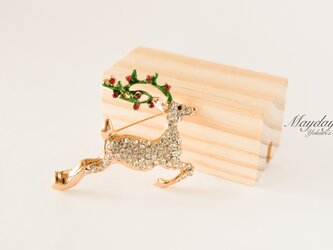 『クリスマスブローチ・ギフトと幸運を運んでくるキラキラなトナカイのブローチ』の画像