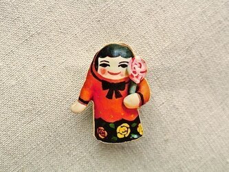 飴ちゃん人形ブローチの画像