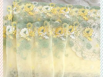 【1m】刺繍 花 チュールレース レースリボン 広幅 繊細 大人可愛い 手芸 素材 立体感 グリーン×イェローの画像