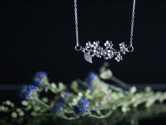 Silver necklace「The long awaited season」の画像