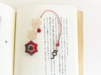 ねこしおり　蝶（赤色）/タティングレースの画像