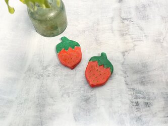 陶のいちごの箸置き（２個入り）の画像