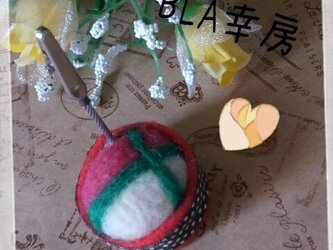 羊毛フェルトのメモスタンドの画像