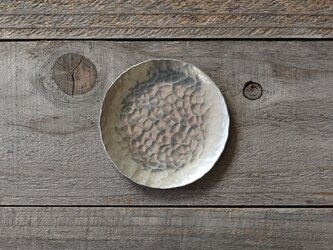 鎚目模様の豆皿 [　錫銀　]の画像