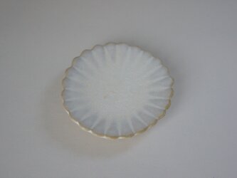 まめ花皿　ミルク（高台あり）の画像
