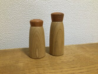 木の調味料　2個の画像
