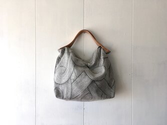 フランス製ジャカード織の鞄砂模様　グレーの画像