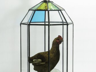 鶏のオブジェの画像
